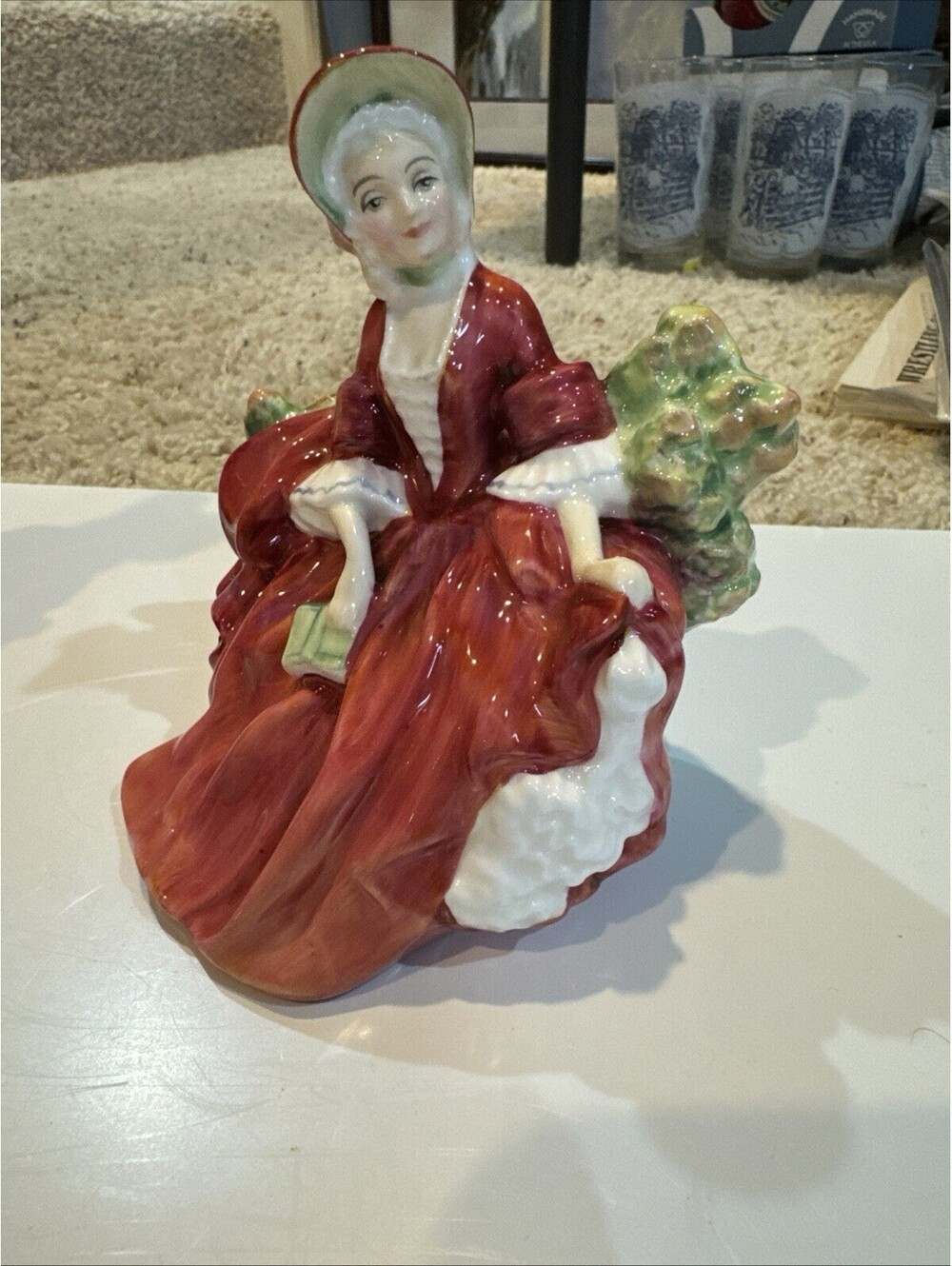 Royal Doulton Figurine “Lydia” HN 1908 Excellent Rare
